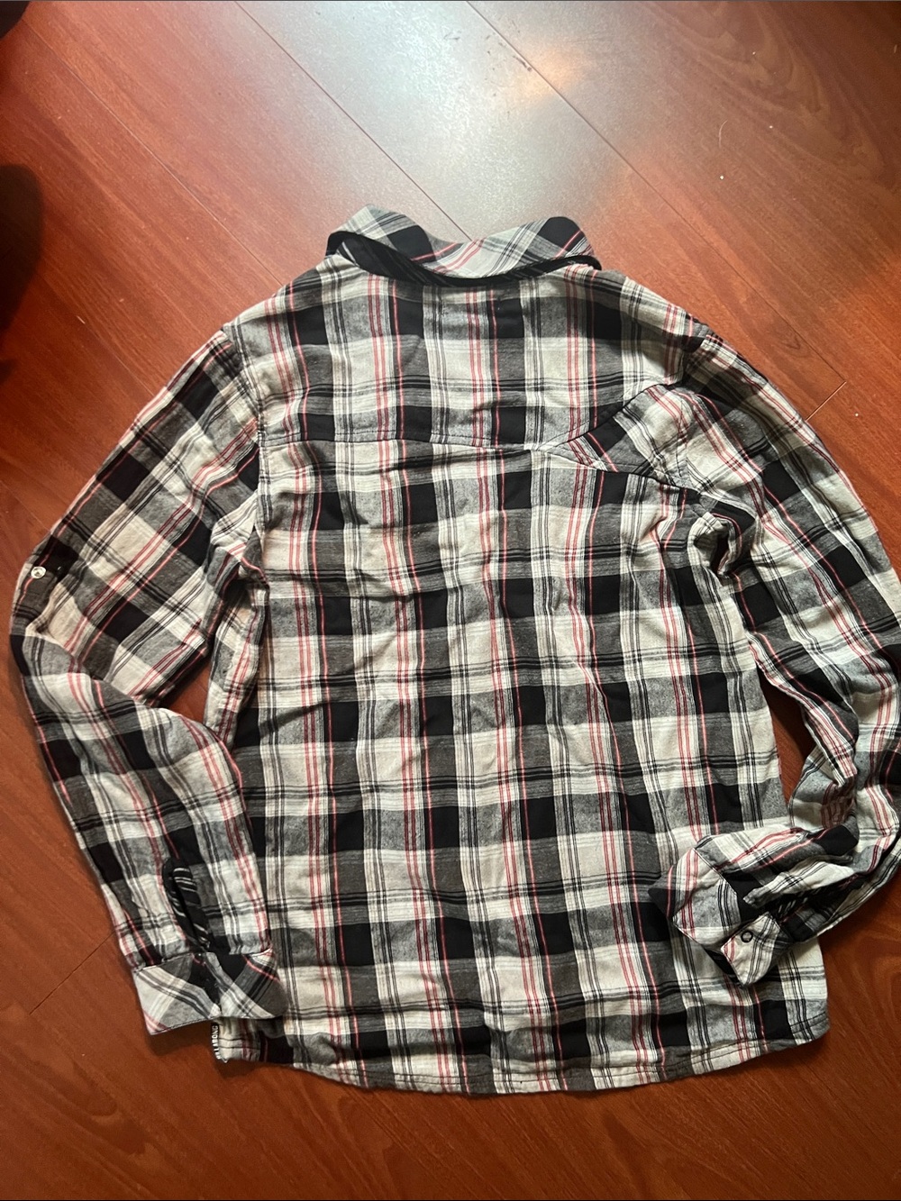 Billabong Black Striped Shirt with Red Plaid Detail reversible size L Women’s - Picture 10 of 12